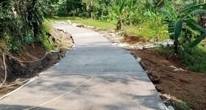 Pembangunan Rabat Beton di Kampung Sinarbaru Desa Sukaraharja Tuntas