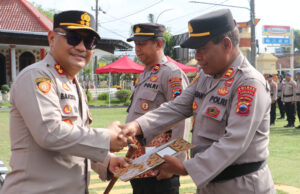 Personel Polres Kebumen dan Polsek Berprestasi dalam Penyaluran Beras Murah Layak Dapat Reward