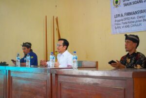 Usai Reses, Lepi Ali Firmansyah Soroti Infrastruktur Jalan dan Pendidikan di Cianjur