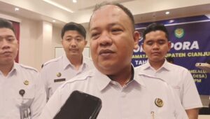 Petugas Imigrasi Gelar Rakor Timpora Tingkat Kecamatan di Desa Pamoyanan Cianjur