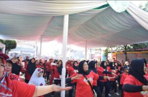 Fun Walk Alfamart 2025 di Sukabumi Diikuti Ribuan Peserta.
