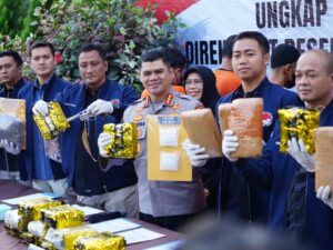 Tekankan Masyarakat Jangan Terjebak Narkoba, Polda Jabar Amankan 17 Kg Sabu dan Ganja dari ‘Segitiga Emas’.