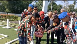 Laskar Merah Putih MACAB Cianjur Ziarah ke Taman Makam Pahlawan Peringati Hari Kesaktian Pancasila dan HUT ke-25
