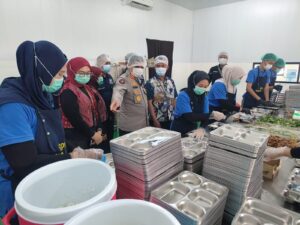 Polda Jabar Pastikan Program MBG di Arcamanik Berjalan Baik dan Tepat Sasaran